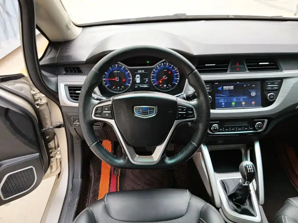 Geely Vision X3 — фото 11