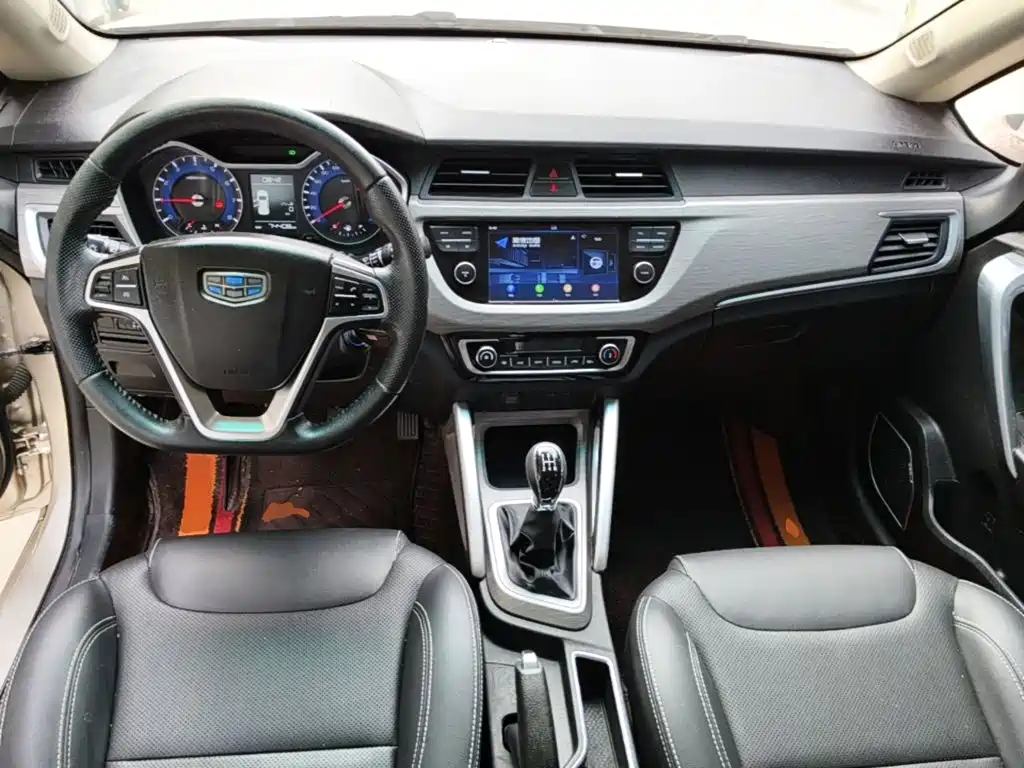 Geely Vision X3 — фото 10