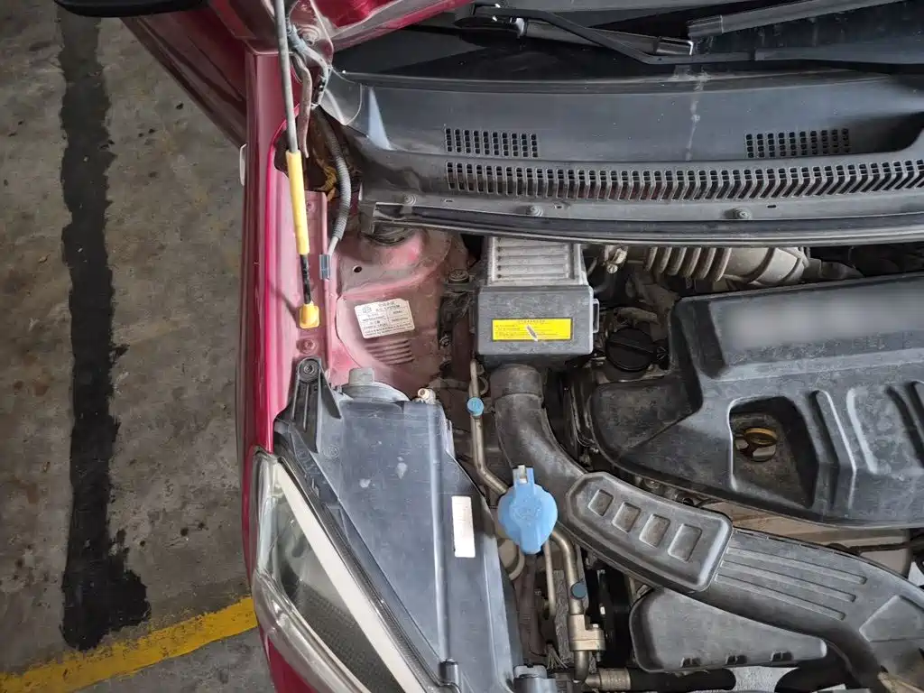 Geely Vision X1 — фото 18