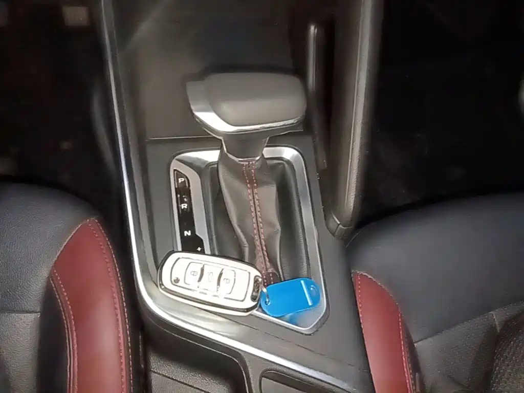 Geely Vision X3 — фото 14
