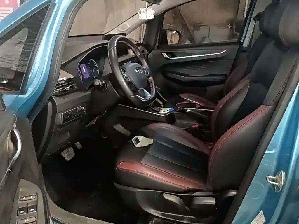 Geely Vision X3 — фото 15