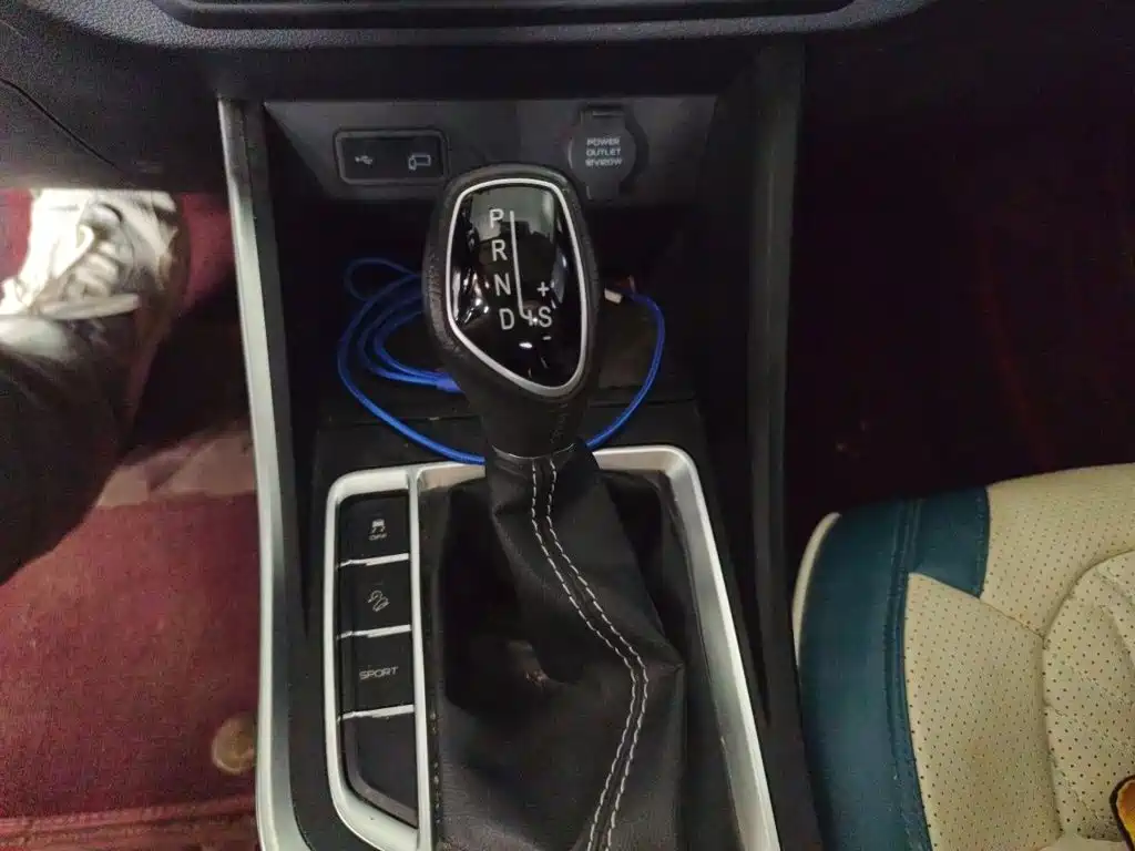 Geely Vision X3 — фото 7