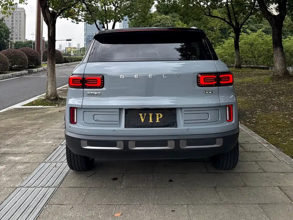 Geely Icon — фото 4