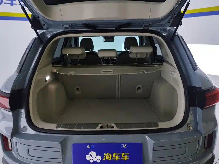 Geely Icon — фото 4