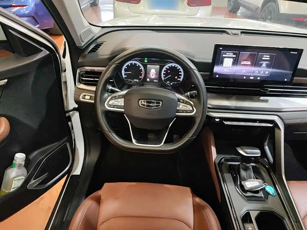 Geely Vision X6 — фото 11