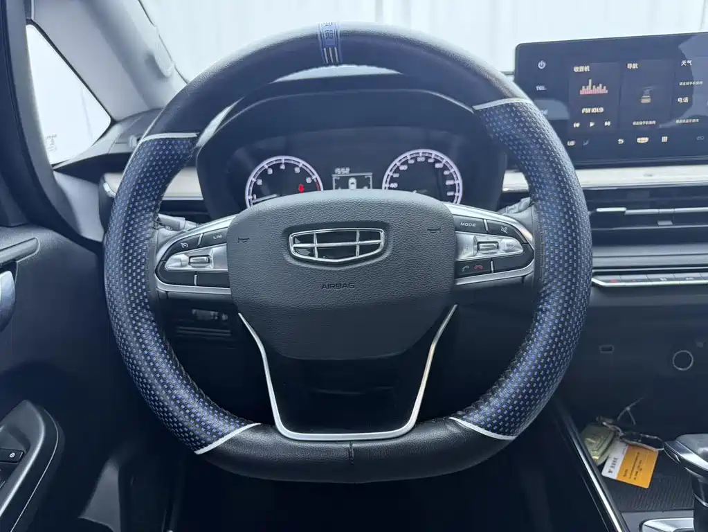 Geely Vision X3 — фото 11