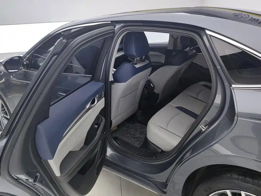 Geely Xingrui — фото 11