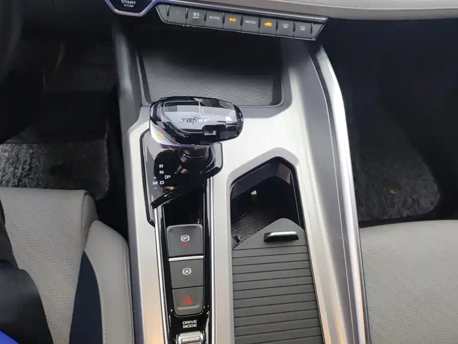 Geely Xingrui — фото 16