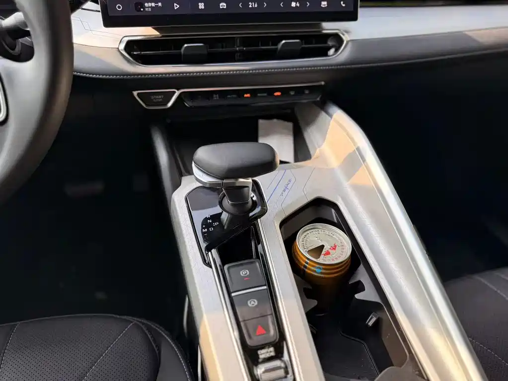 Geely Xingrui — фото 15