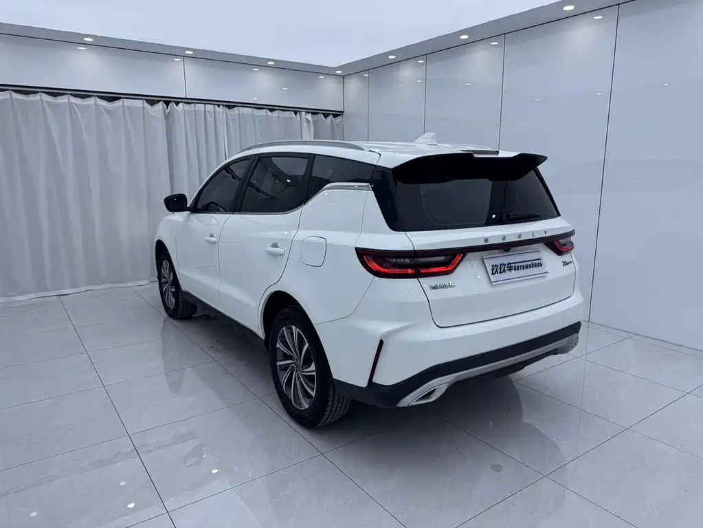 Geely Vision X6 — фото 6