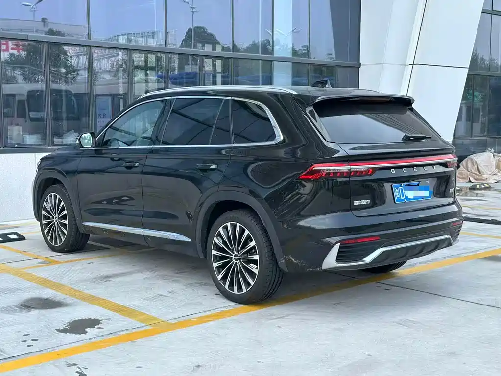 Geely Xingyue L — фото 6