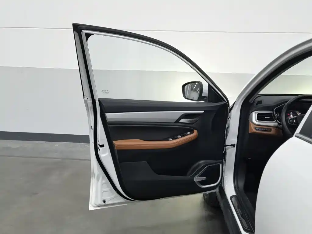 Geely Vision X6 — фото 8