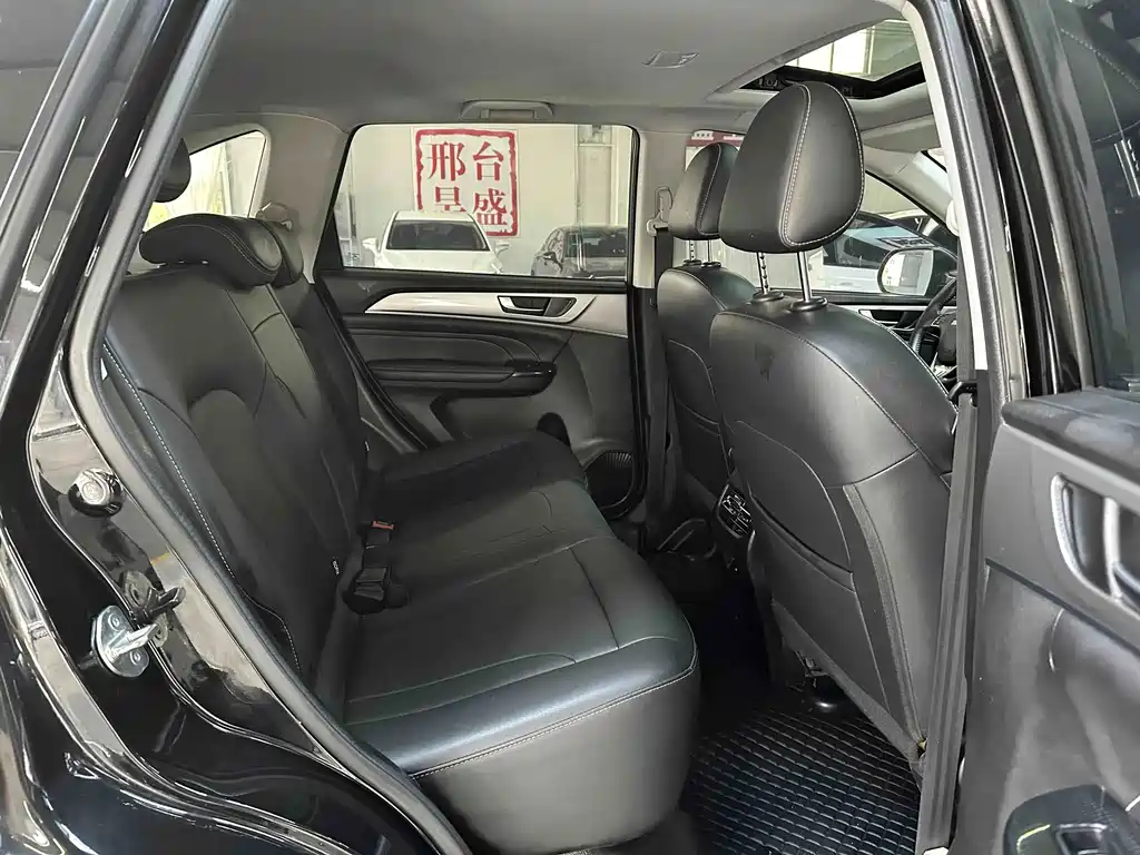 Haval M6 — фото 13