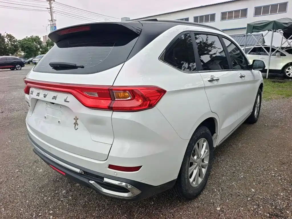 Haval M6 — фото 7