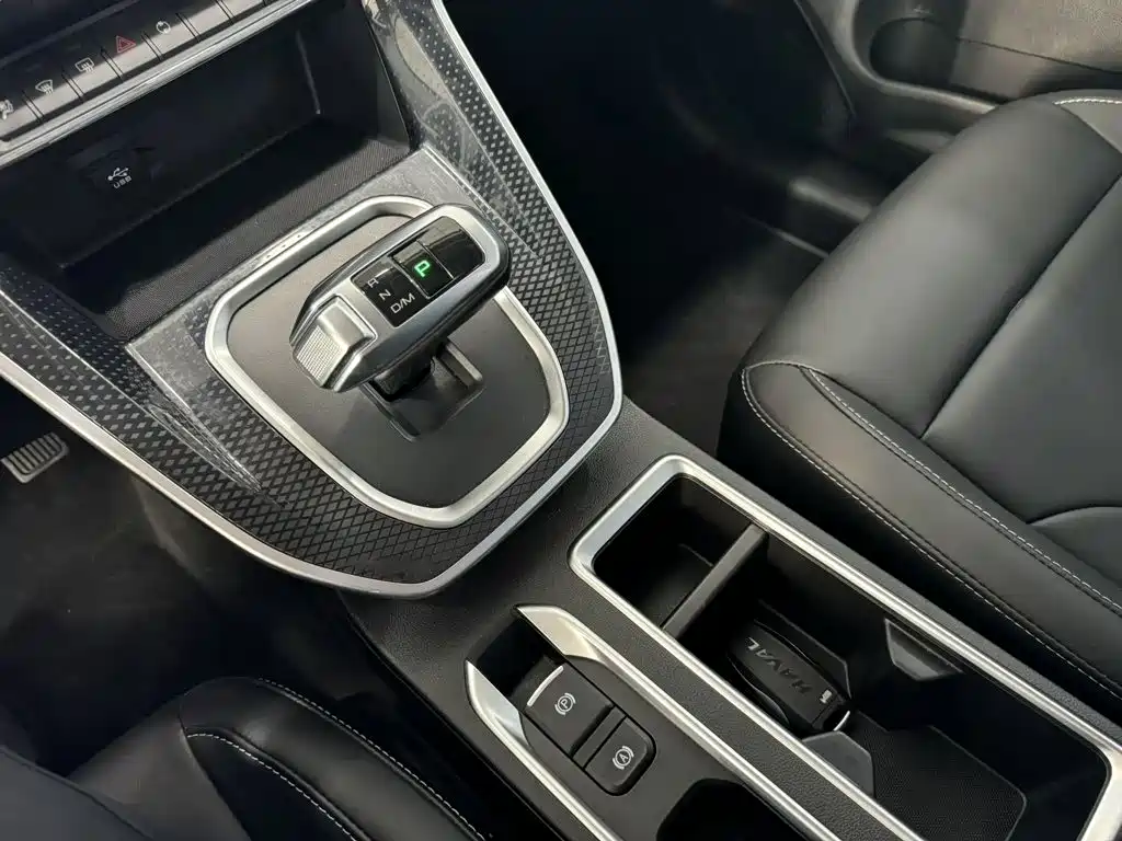 Haval M6 — фото 14