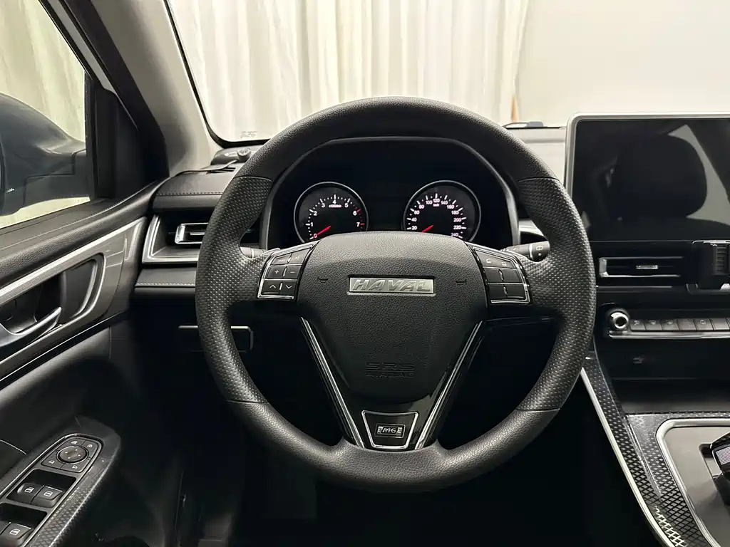 Haval M6 — фото 10