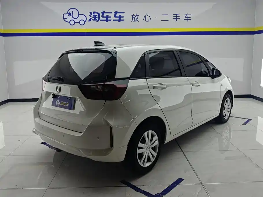 Honda Fit — фото 3