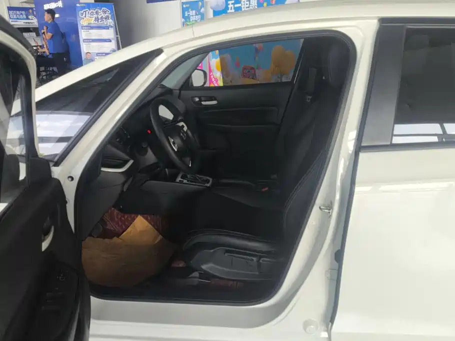 Honda Fit — фото 9
