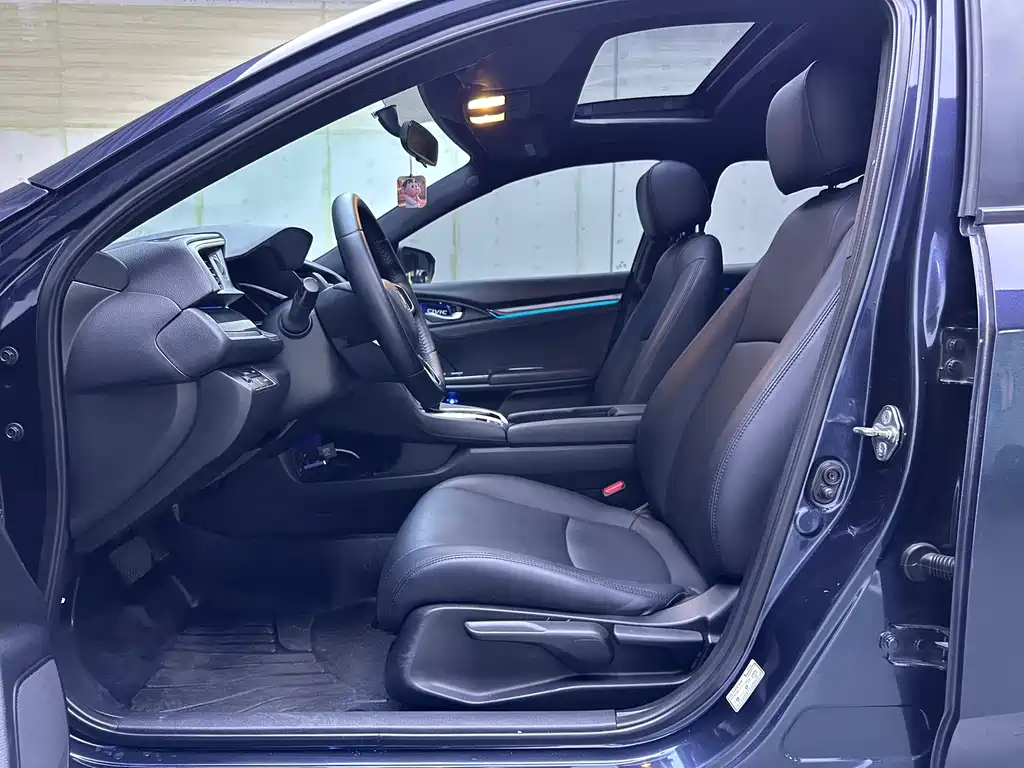 Honda Civic — фото 8