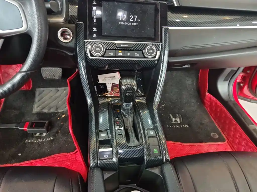 Honda Civic — фото 14