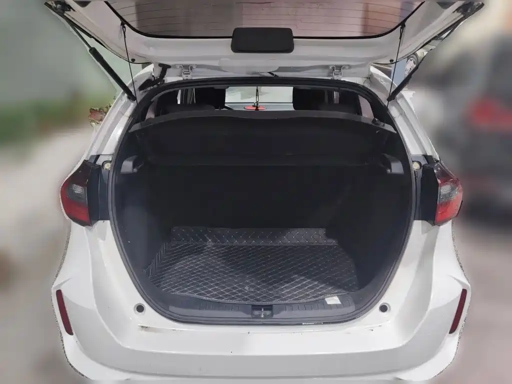Honda Fit — фото 15
