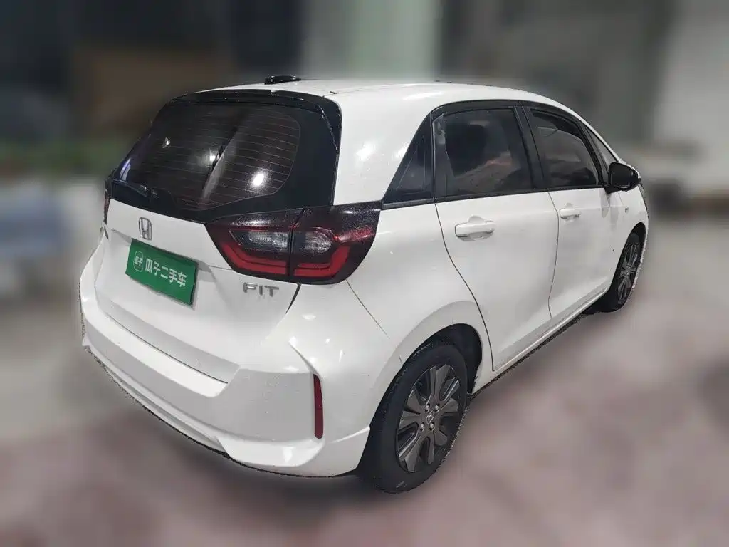 Honda Fit — фото 4
