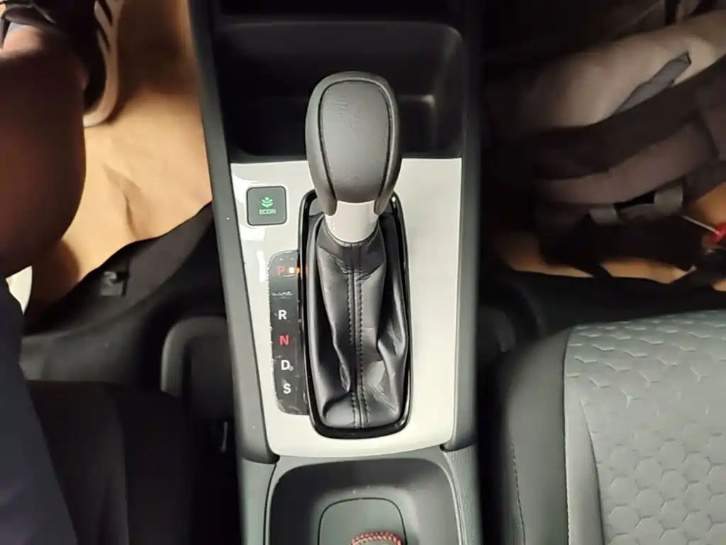 Honda Fit — фото 14