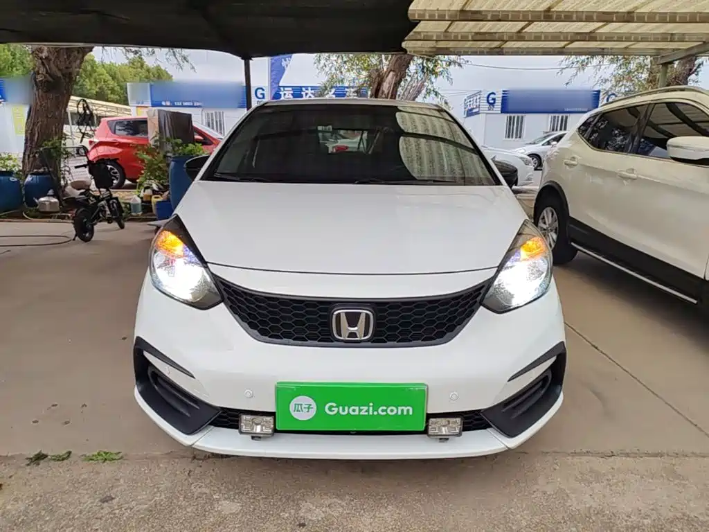 Honda Fit — фото 3