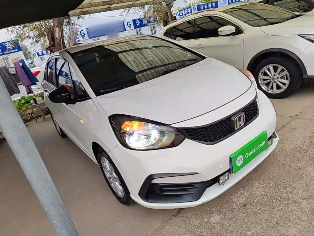 Honda Fit — фото 4
