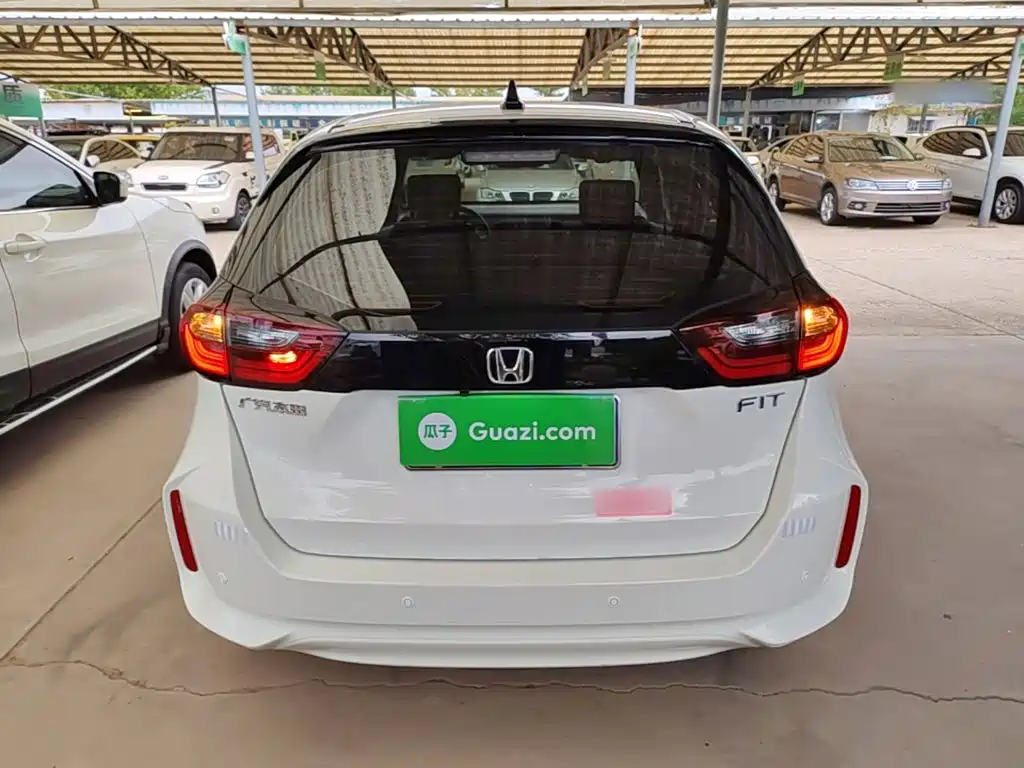 Honda Fit — фото 6