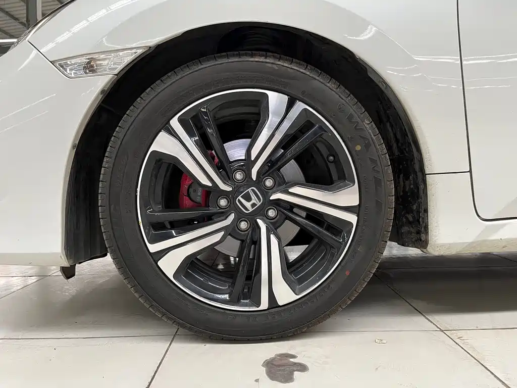 Honda Civic — фото 13