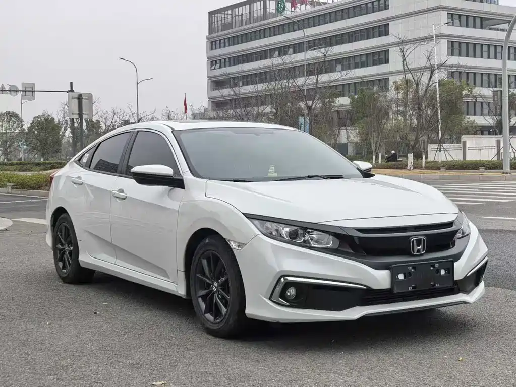 Honda Civic — фото 3