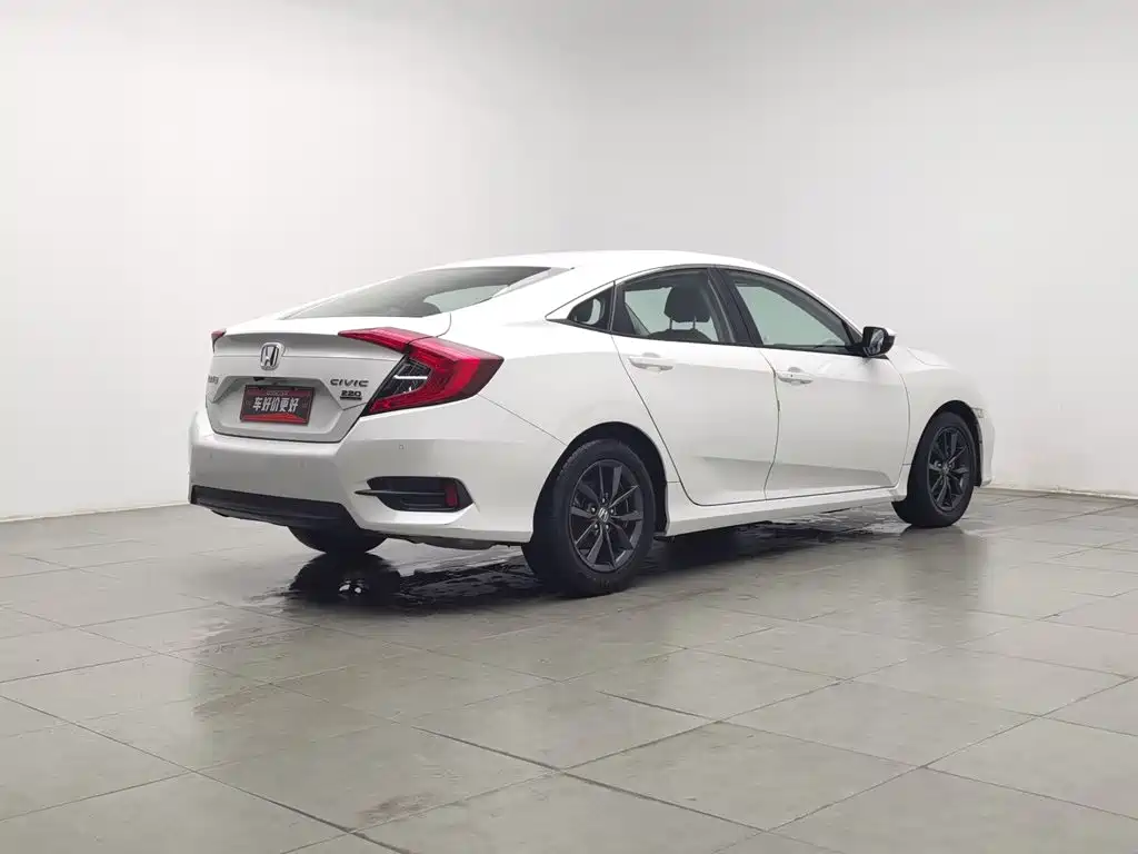 Honda Civic — фото 2