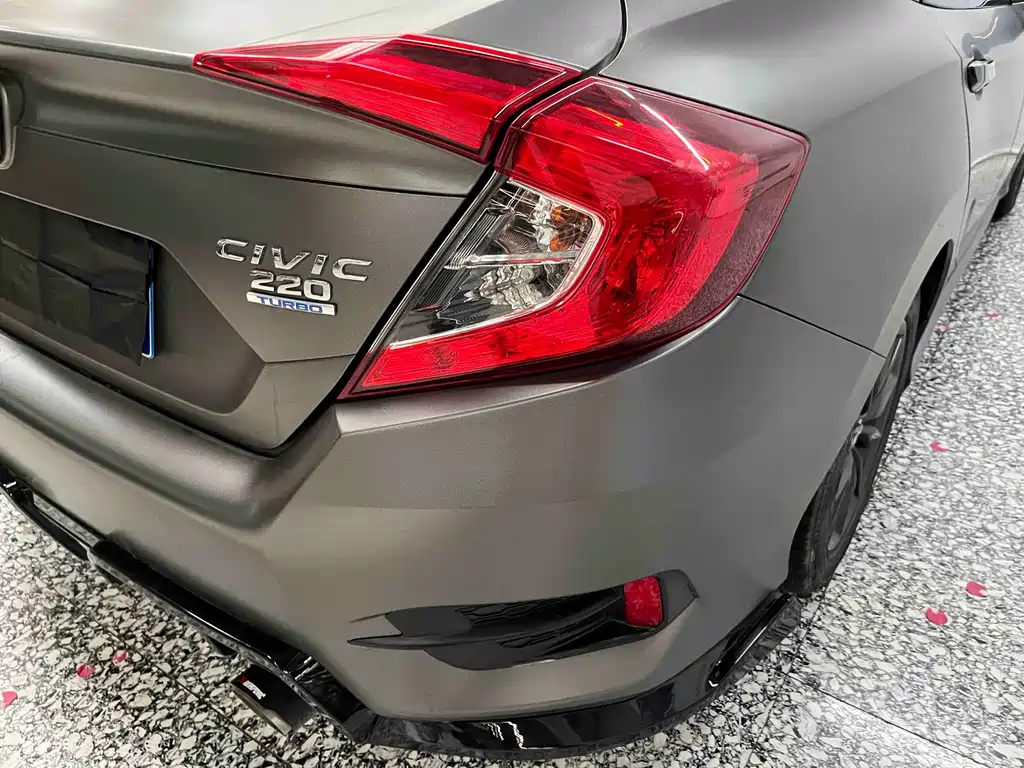 Honda Civic — фото 19
