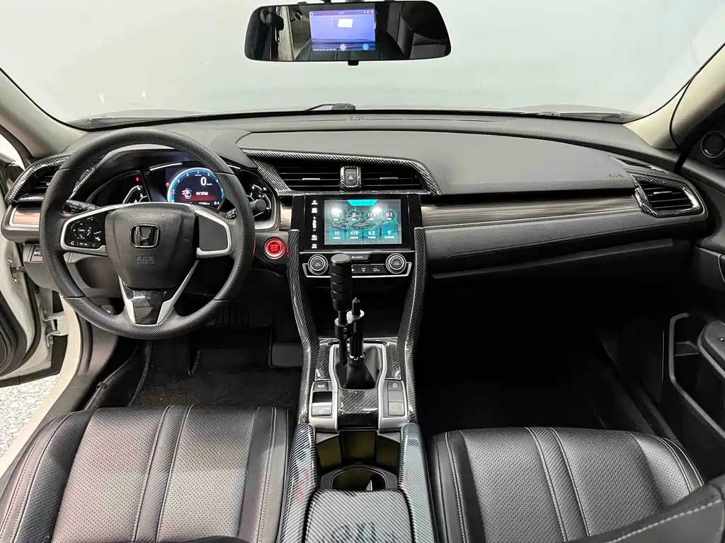 Honda Civic — фото 10