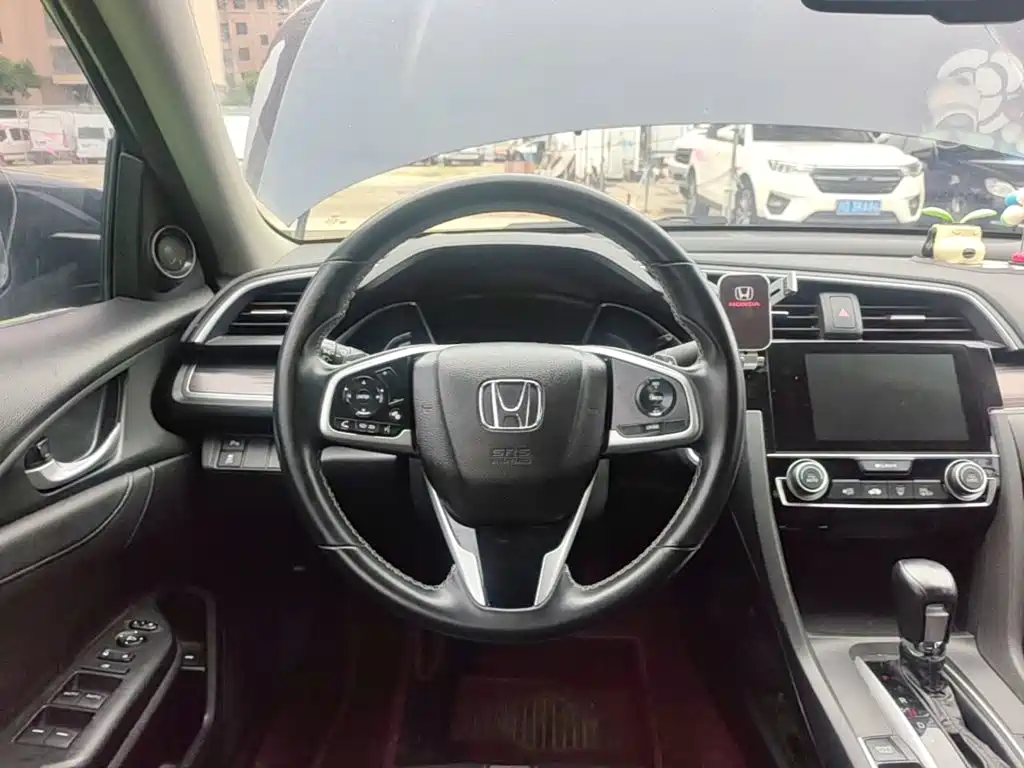 Honda Civic — фото 11