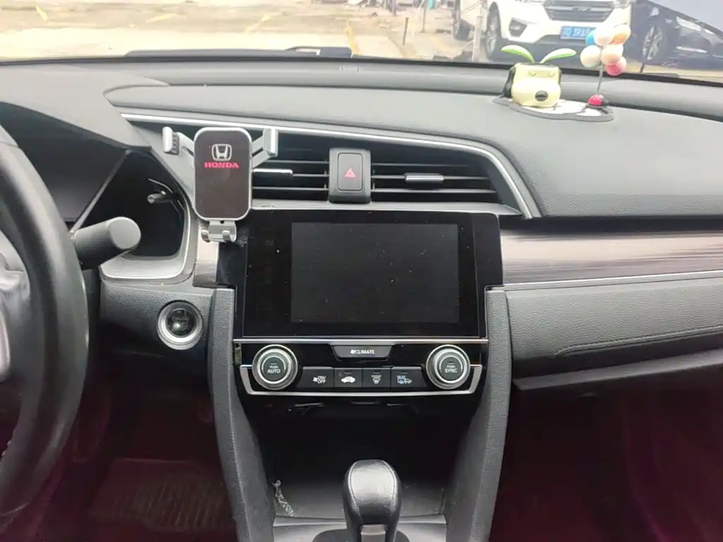 Honda Civic — фото 13