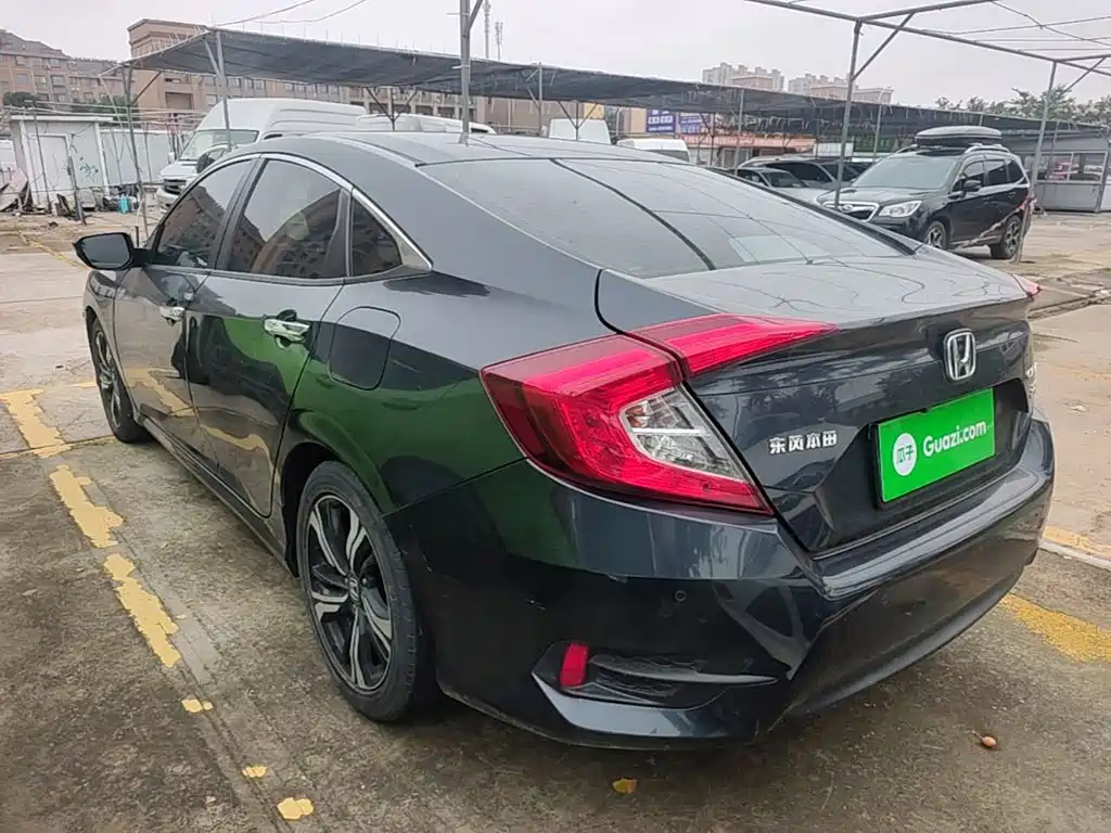 Honda Civic — фото 5
