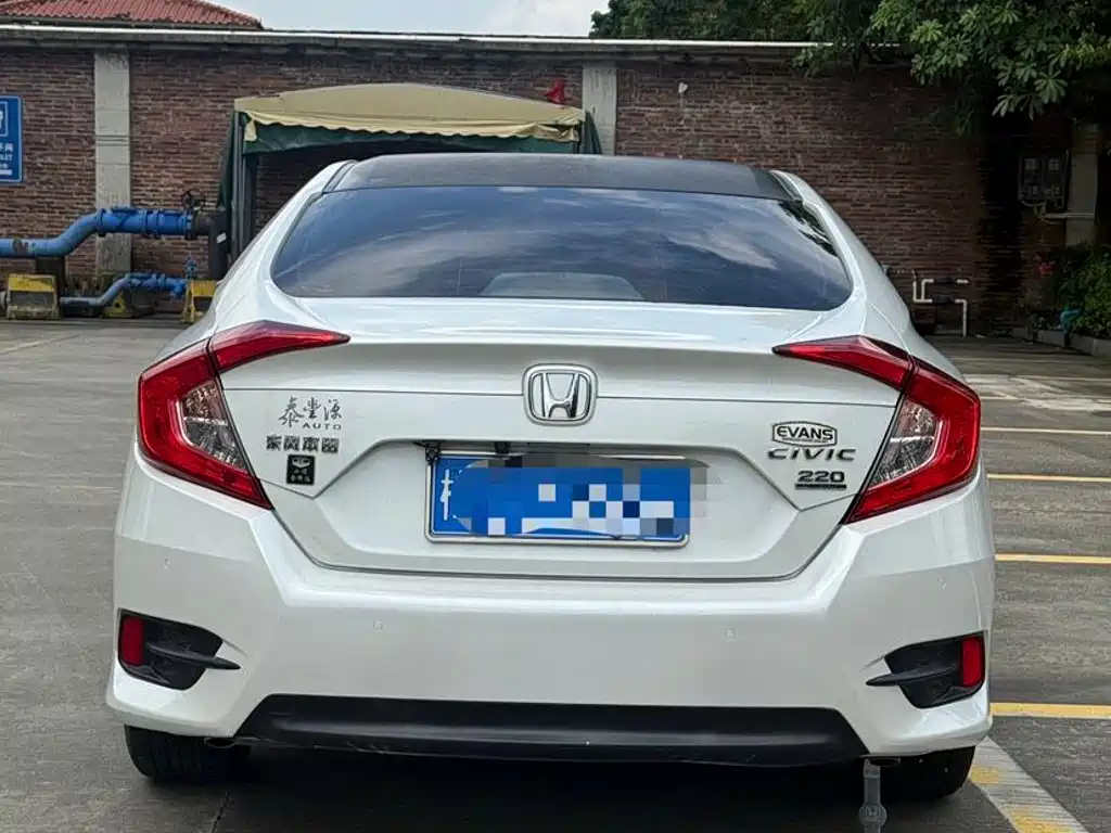 Honda Civic — фото 4