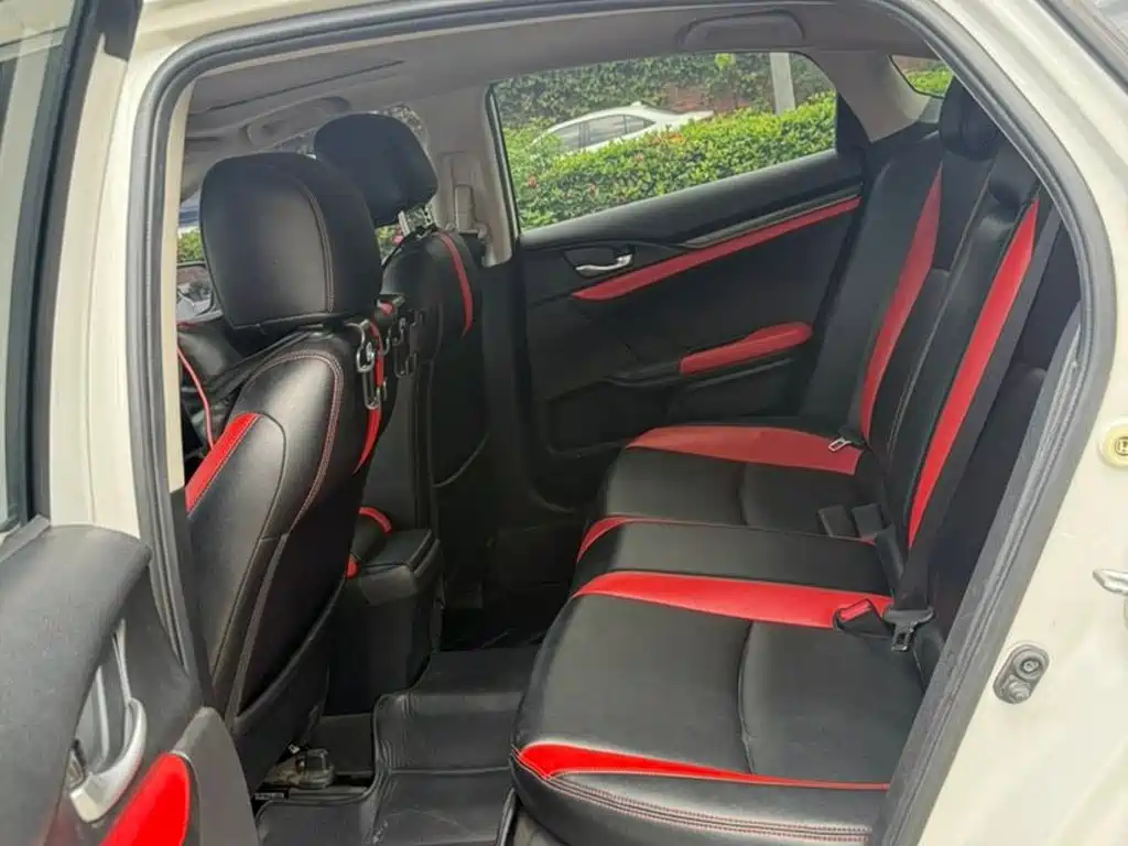 Honda Civic — фото 9