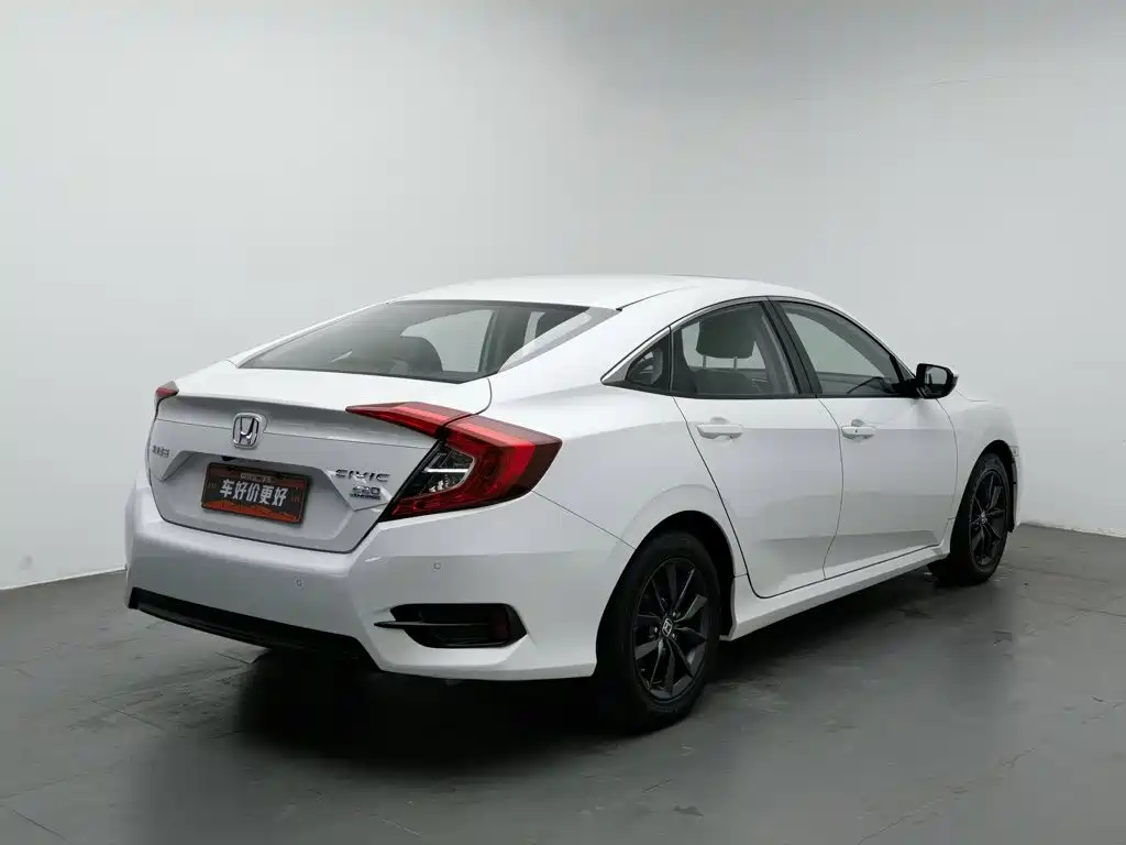 Honda Civic — фото 2