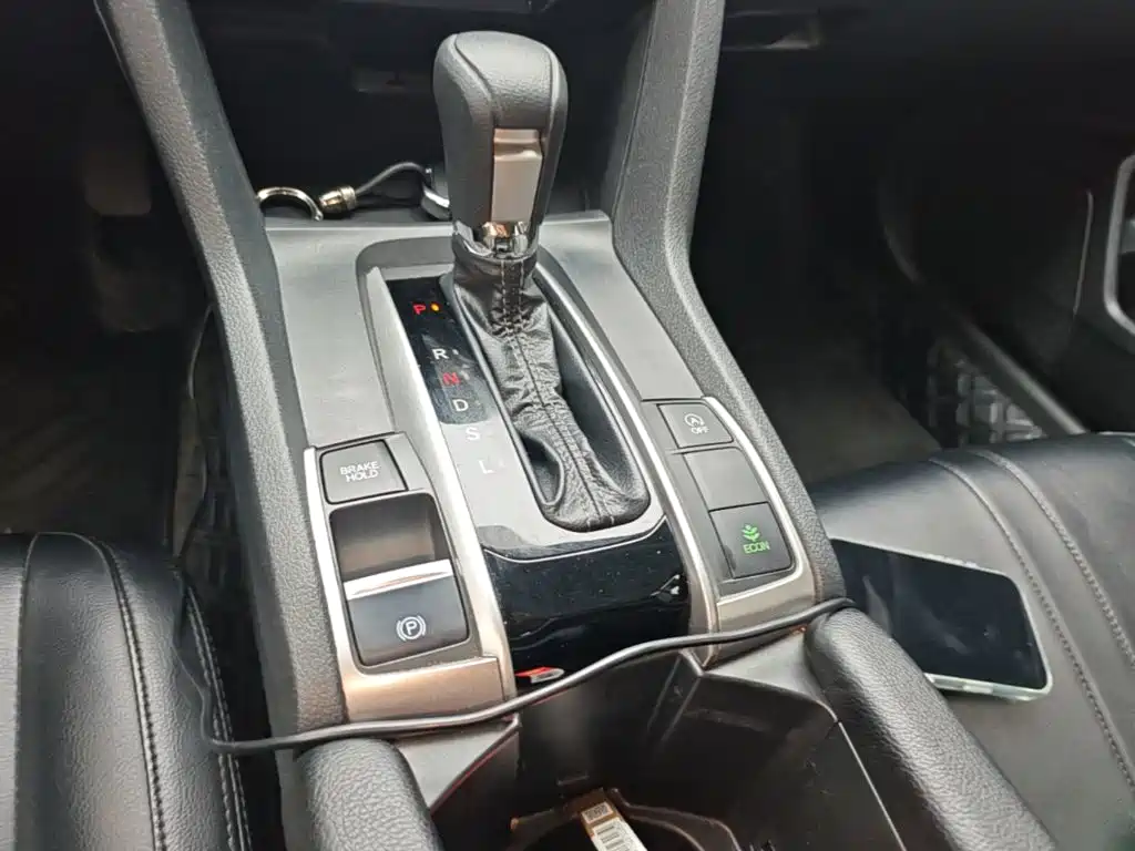 Honda Civic — фото 14