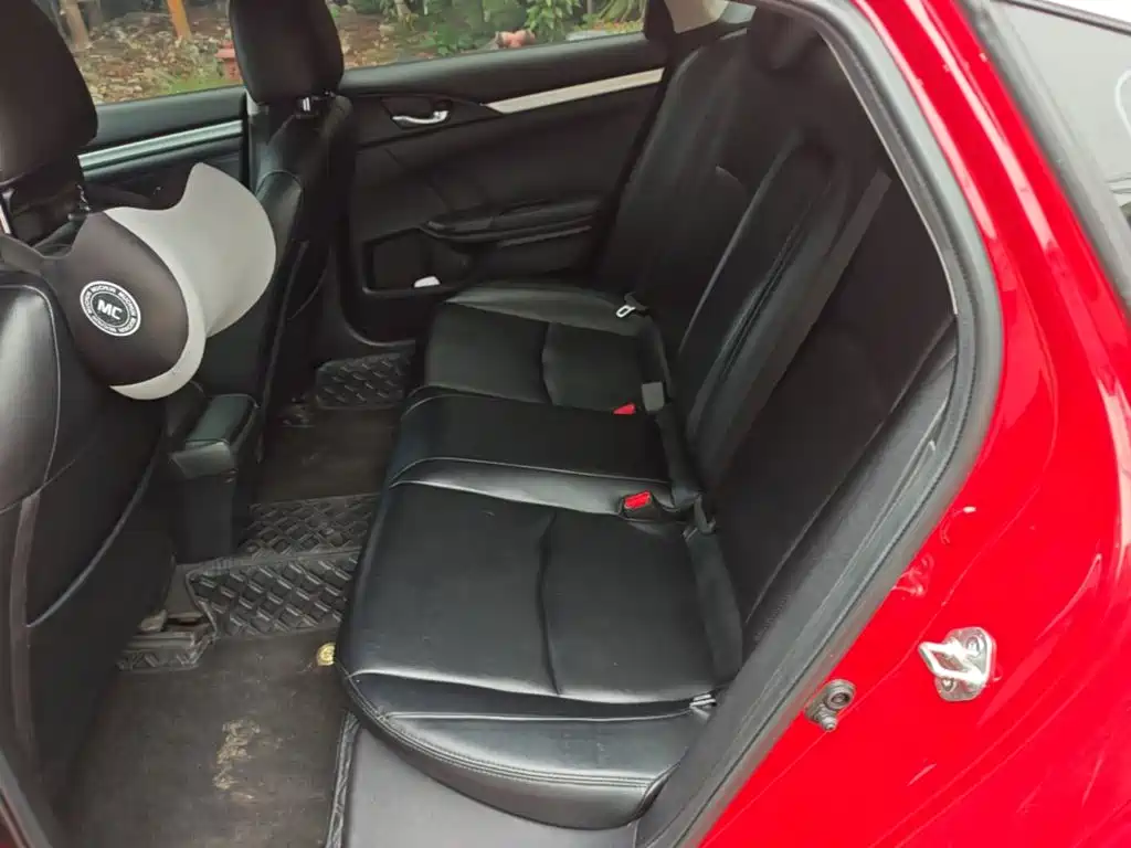Honda Civic — фото 17