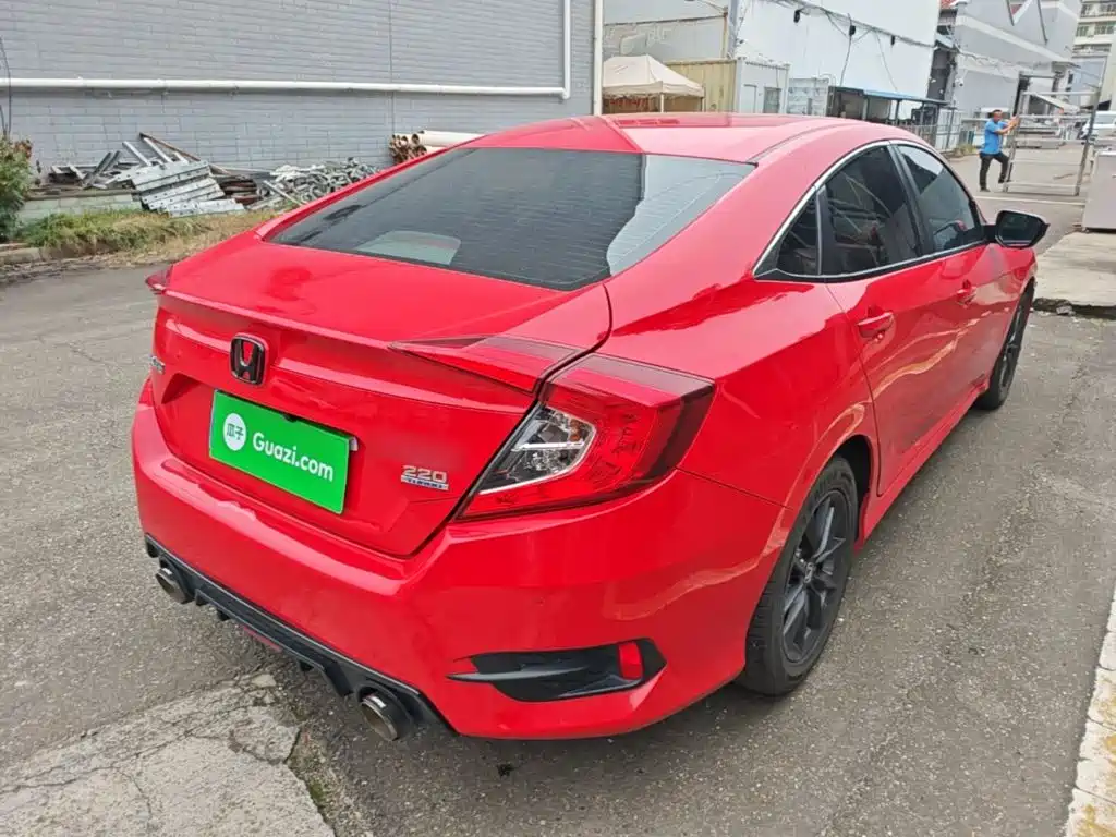 Honda Civic — фото 7