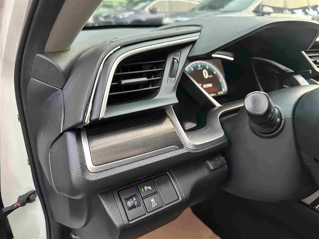 Honda Civic — фото 9