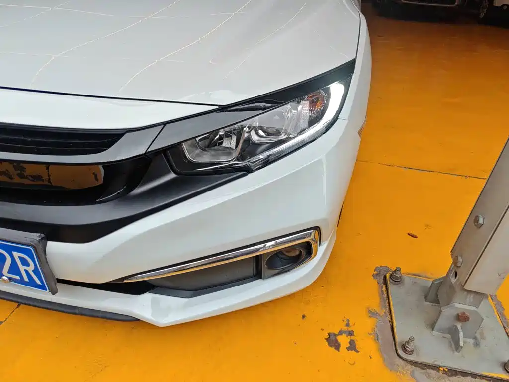Honda Civic — фото 24