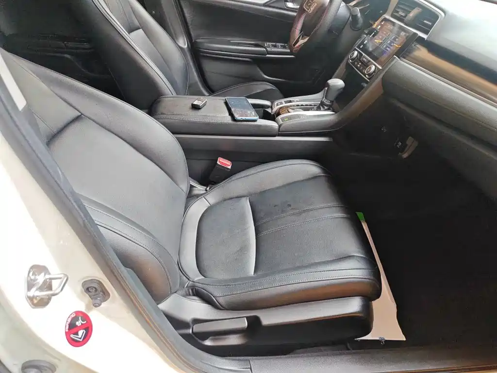Honda Civic — фото 25