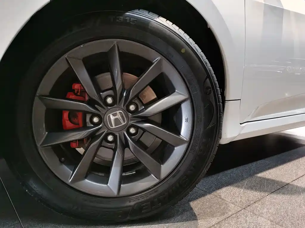 Honda Civic — фото 15