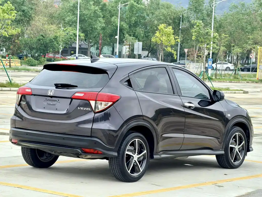 Honda Vezel — фото 6