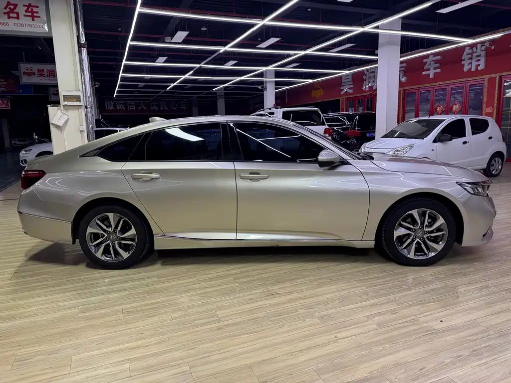 Honda Inspire — фото 5